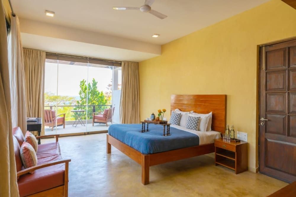 Cliffhouse by Hireavilla -5br w Pvt Pool in Saipem Villa 6