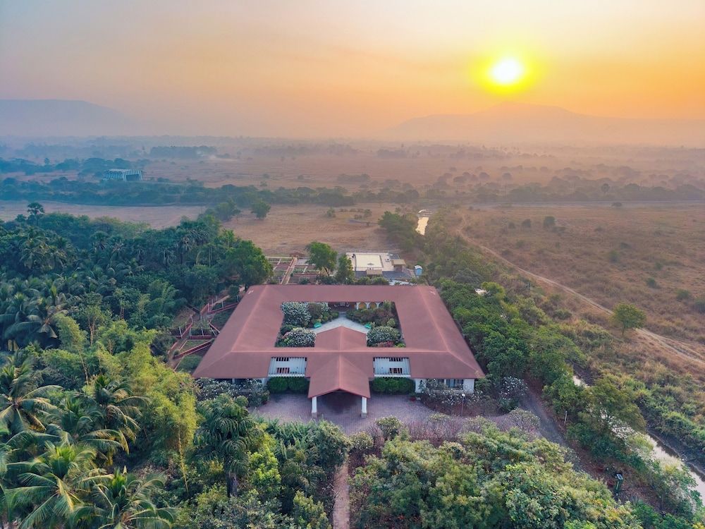 Amã Stays & Trails Kihim Courtyard, Alibag