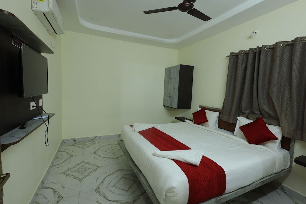 SBHS Homestay - Vrushabadri Apartment, 2 Bedrooms 4