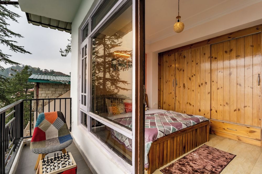 Luxury Apartment, 4 Bedrooms, Mountain View
