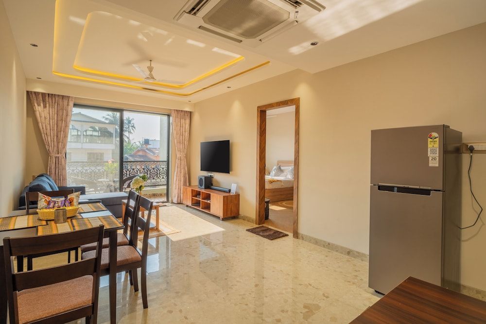 ELIVAAS Kamerios Maris 1 BHK Jacuzzi Apartment, 1 King Bed, Balcony, City View 17