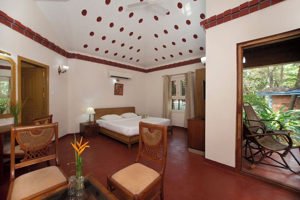 Kairali Ayurvedic Health Resort Pvt. Ltd Classic Villa, Garden View 7