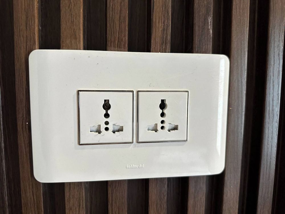 Dilan Residency Villa -5 Bedroom- Centrally Heated Villa, 5 Bedrooms, Accessible, Balcony 30