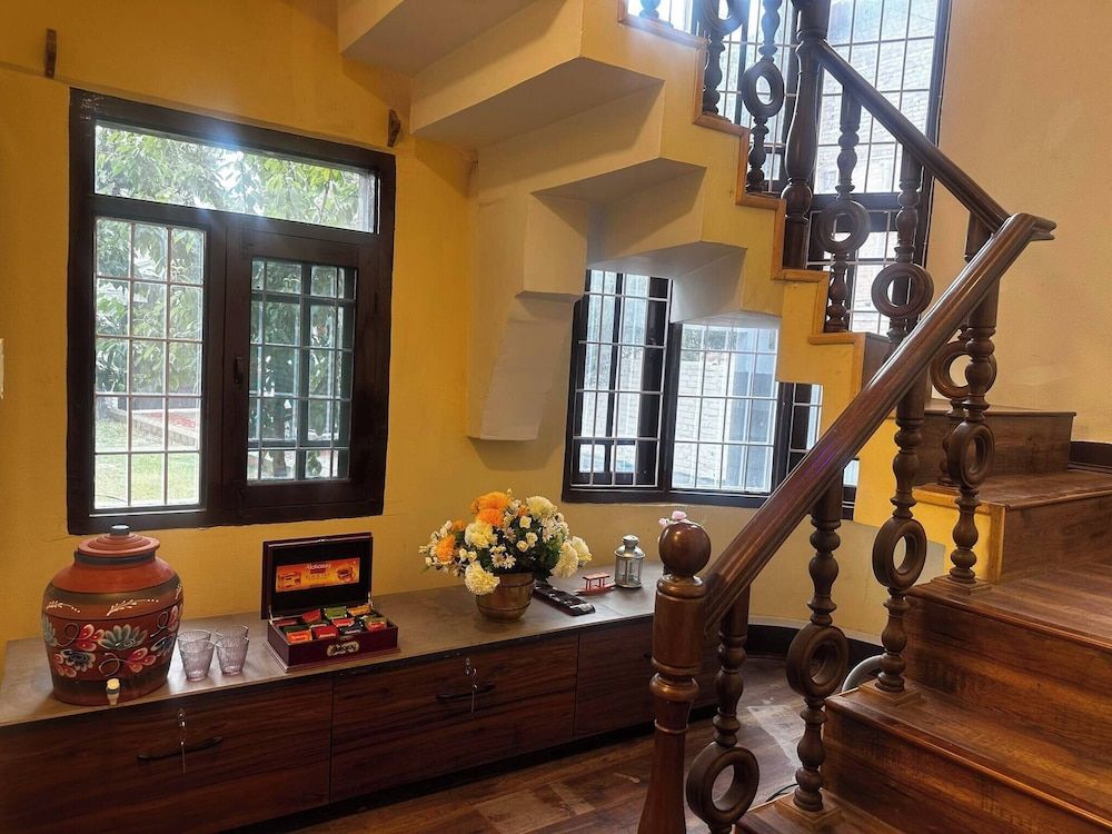 Dilan Residency Villa -5 Bedroom- Centrally Heated Villa, 5 Bedrooms, Accessible, Balcony 35