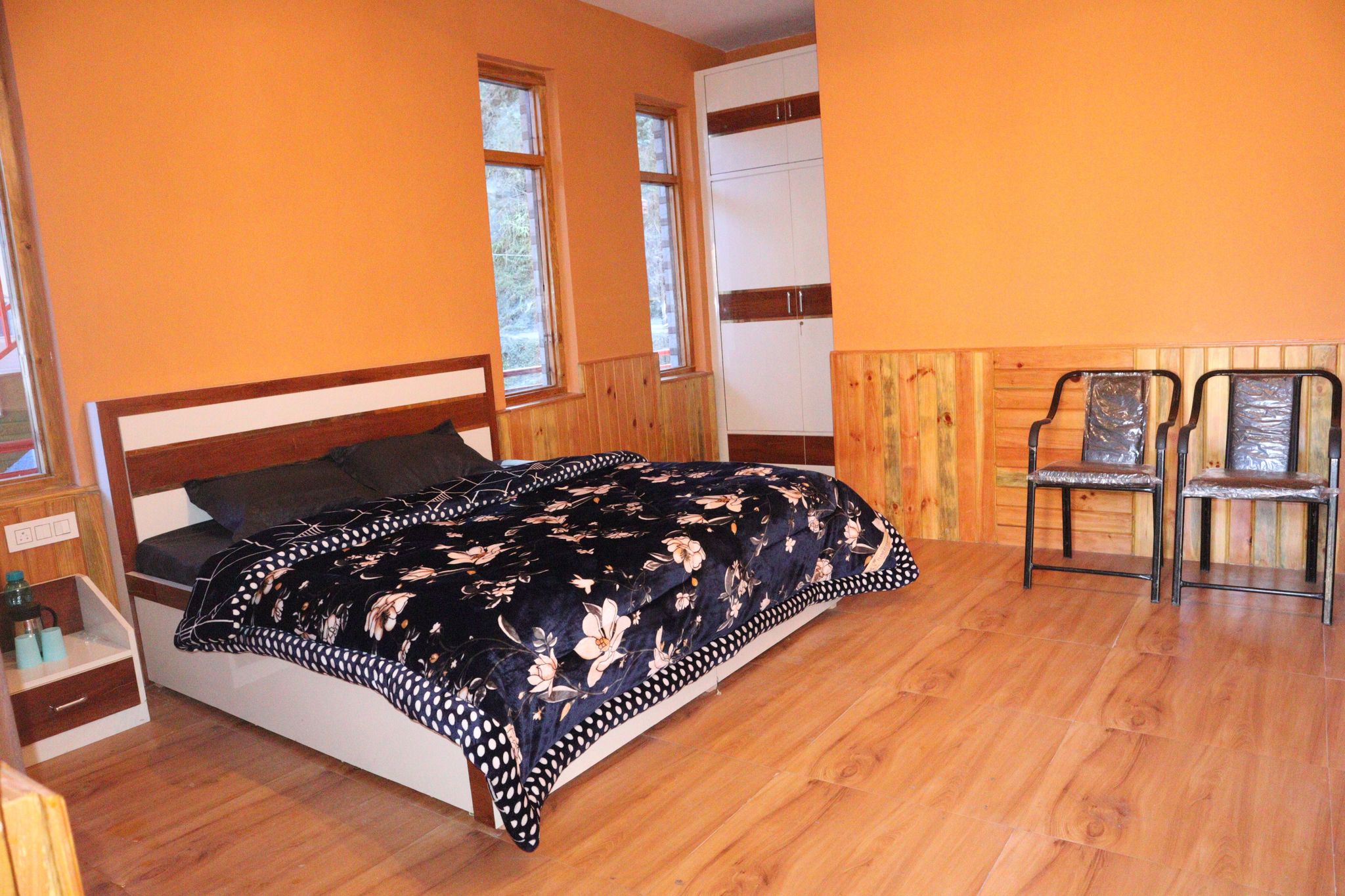 Shared Dormitory, Multiple Beds, Mountain View