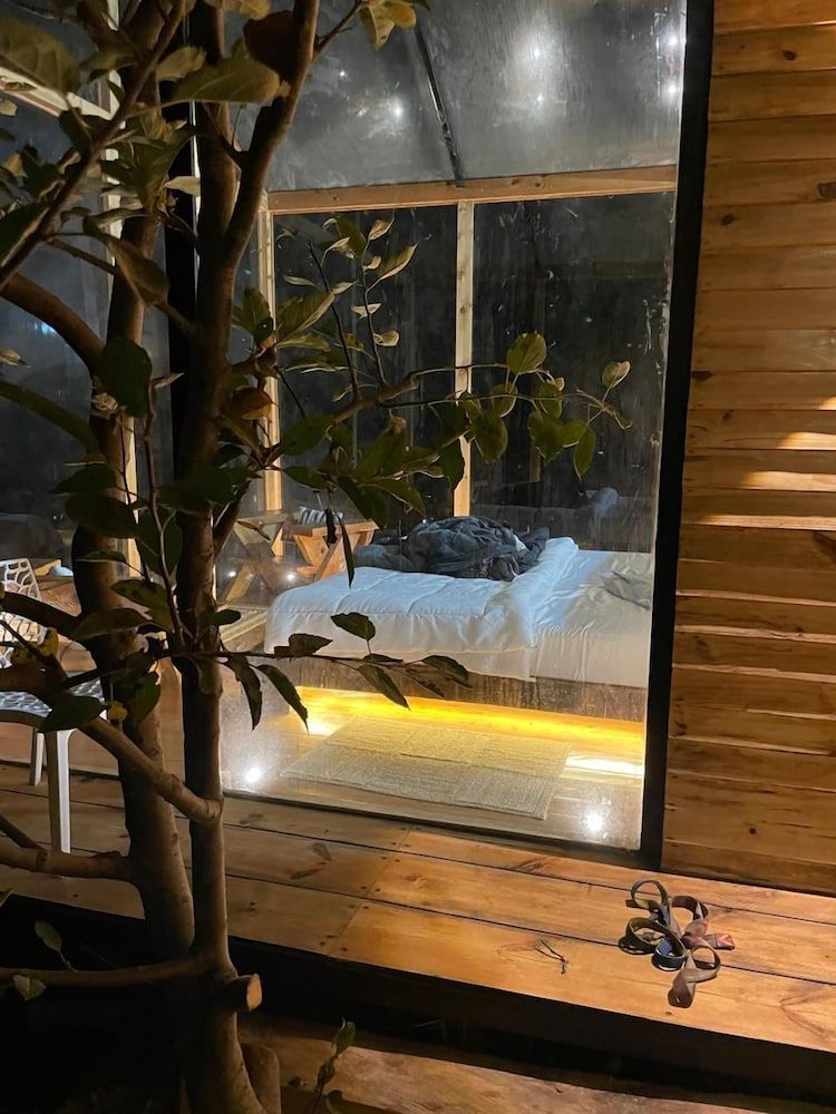 Cove The Glass House Luxury Villa, Mountain View 11