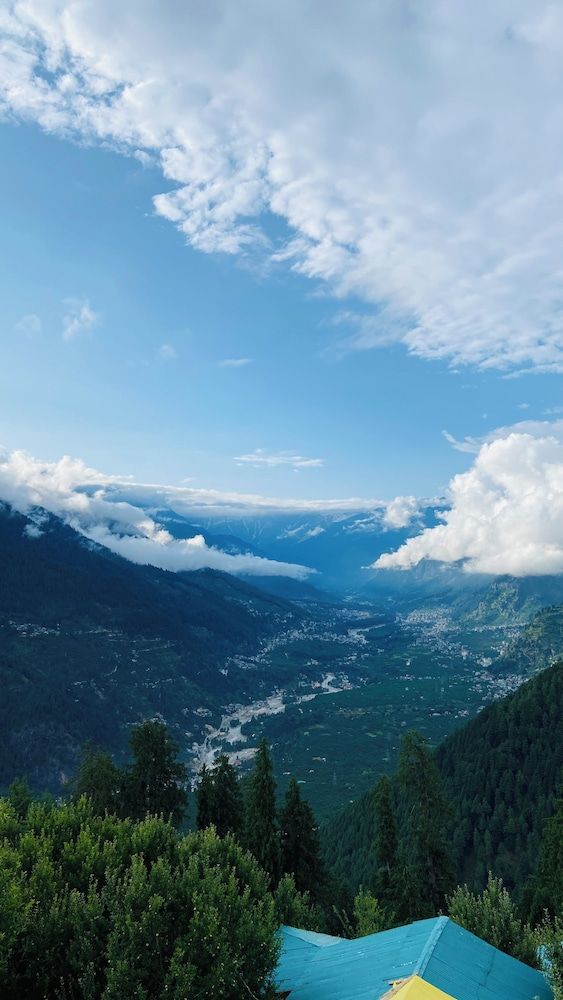 Cove The Glass House