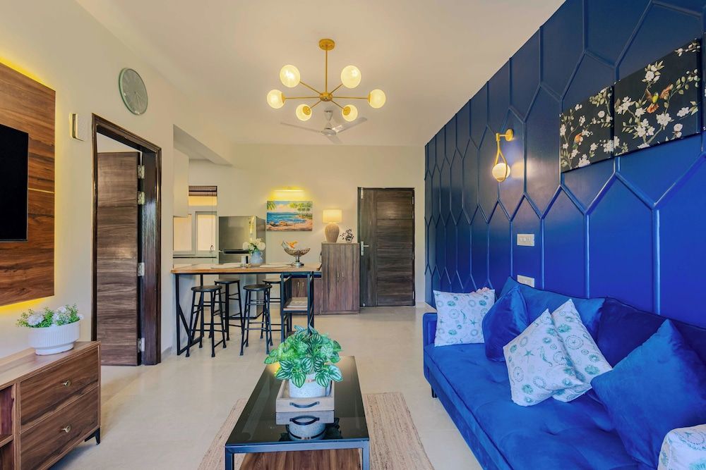 Alaya Stays 1 BHK with  Pool - Veera Marina Apartment, 1 Queen Bed, Balcony, Pool View 17