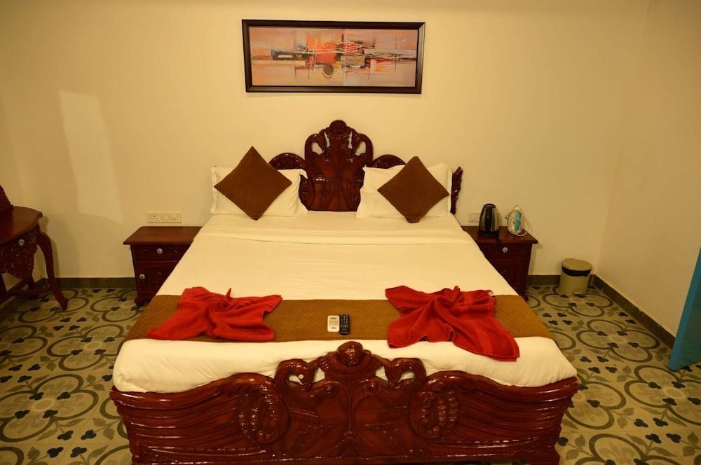 Baga Villa Harshita Luxury Villa, 4 Bedrooms 3