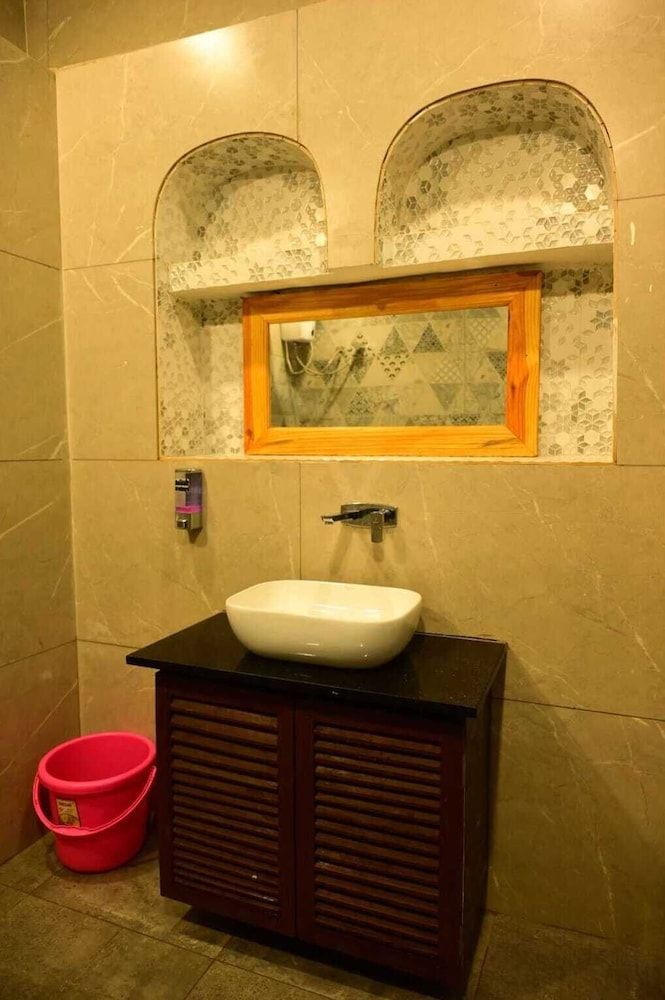 Baga Villa Harshita Luxury Villa, 4 Bedrooms 9