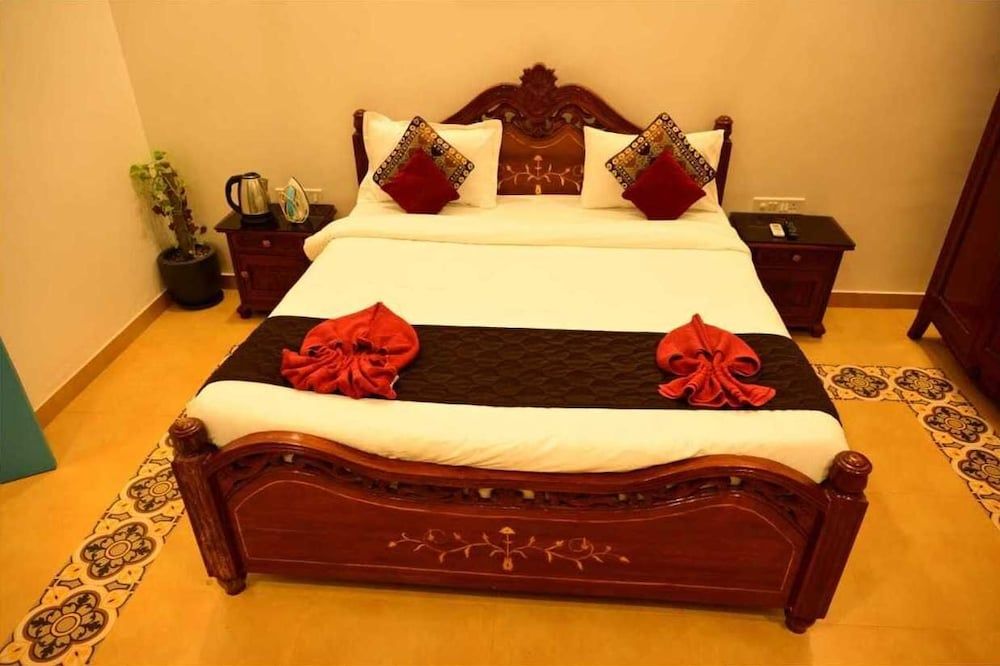 Baga Villa Harshita Luxury Villa, 4 Bedrooms 4