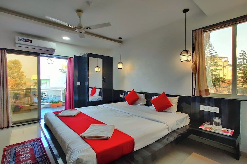 Strawberry Land Resort 7 BHK 6