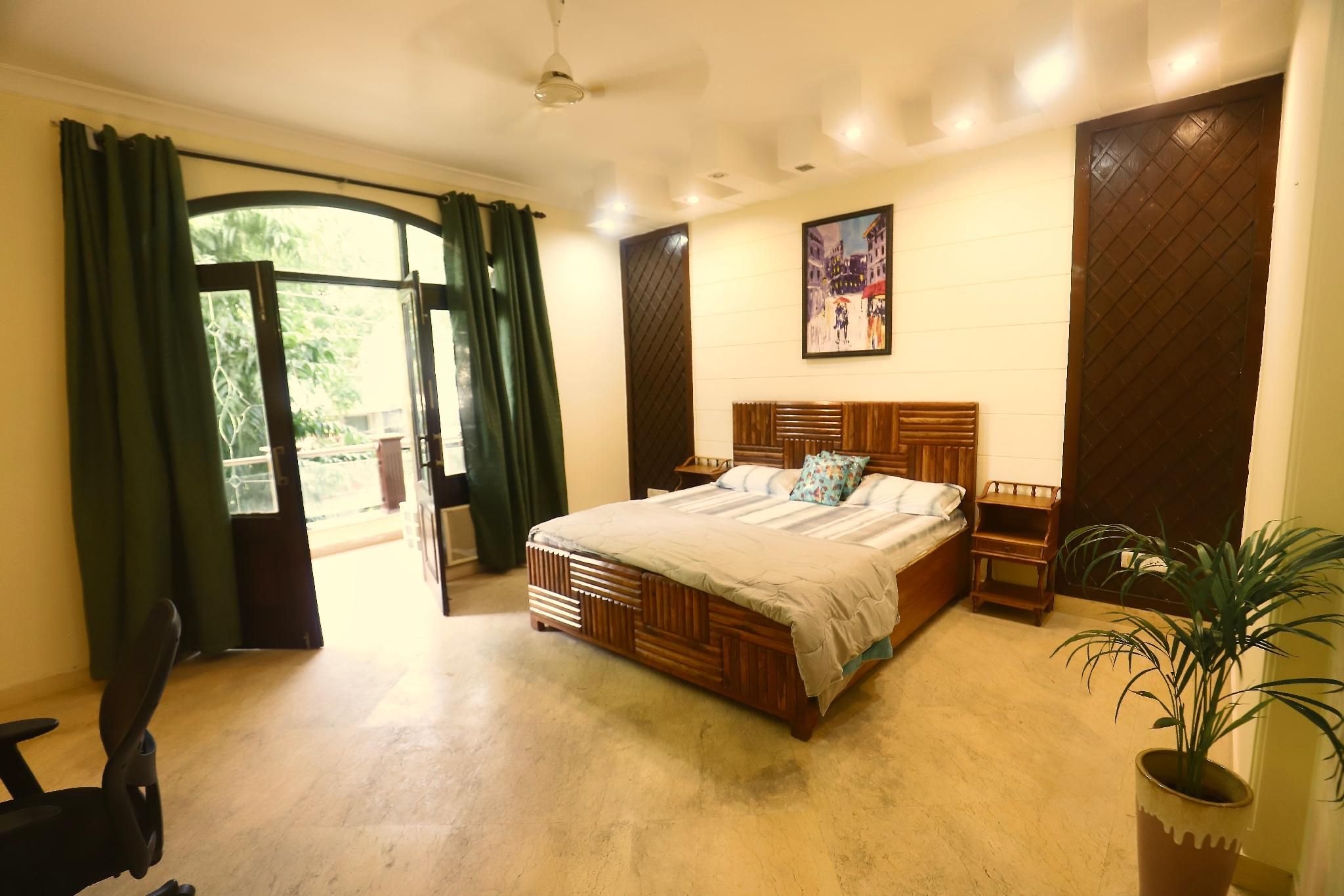 Master Double Room Ensuite with Balcony