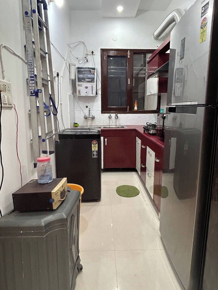 Entire 3bhk Luxury Flat in Zirakpur-panchkula-chandigarh-mohali, Punjab, India Apartment, 3 Bedrooms, Accessible, Smoking 25