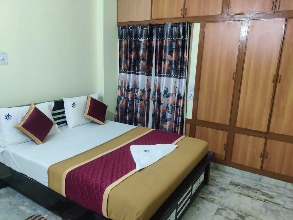 J k homestay Deluxe Apartment 6