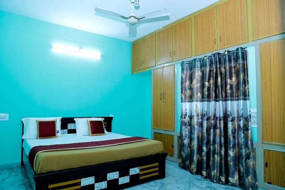 J k homestay Deluxe Apartment 8