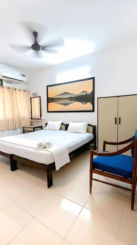 shradha luxury room Luxury Apartment