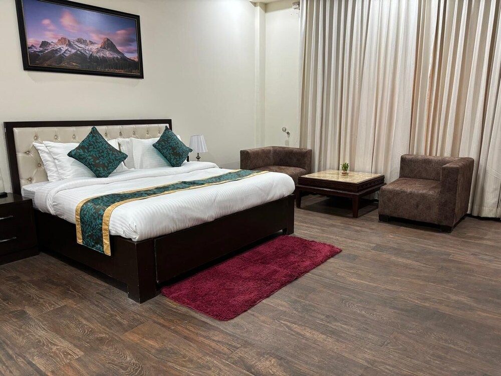 Superior Room with Balcony