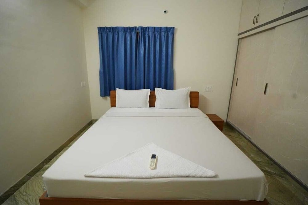 Trimukha homestay Deluxe Apartment, Balcony 3