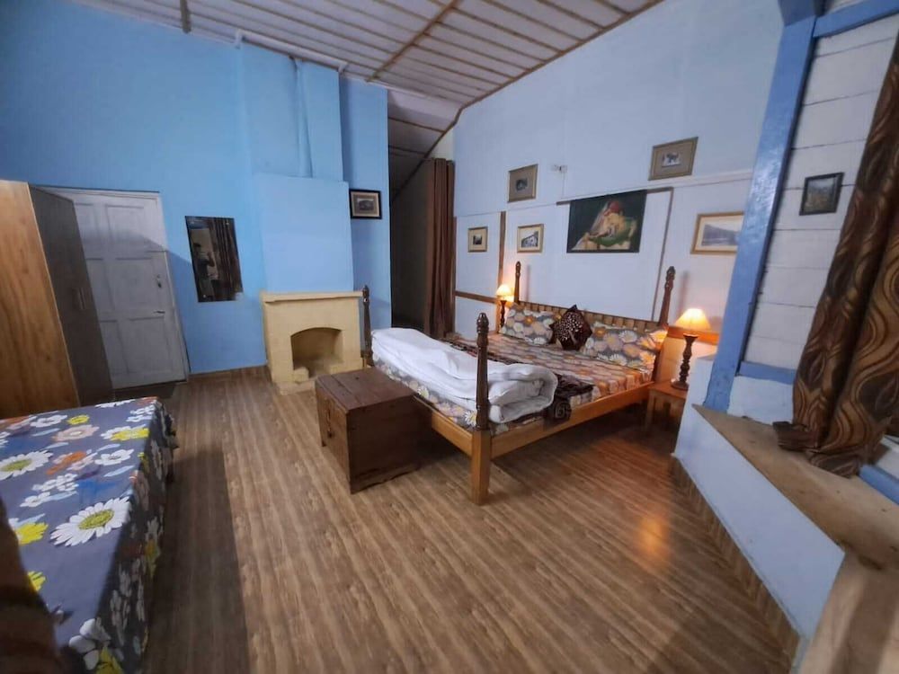 Leela Heritage Villa Deluxe Cottage, Patio, Valley View 7