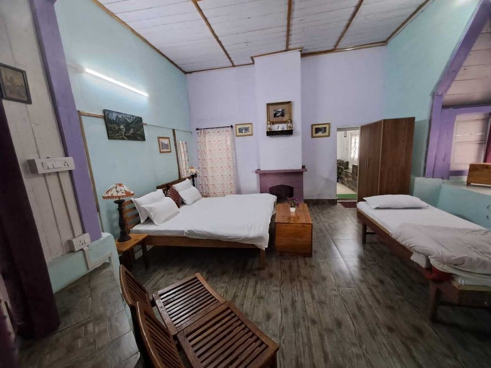 Leela Heritage Villa Deluxe Cottage, Patio, Valley View 4