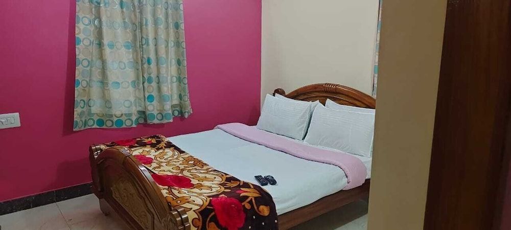 PPH Living Thulasiraman's Home Stay Economy Double Room 4