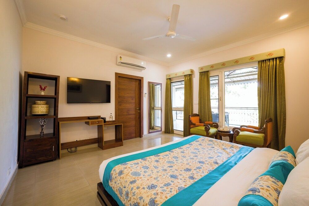 Alaya Stays Captains Nest 3 BHK Retreat With Garden & Scenic Views Luxury Room, Balcony, Hill View 11