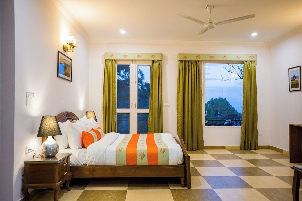 Alaya Stays Captains Nest 3 BHK Retreat With Garden & Scenic Views Luxury Room, Balcony, Hill View 7