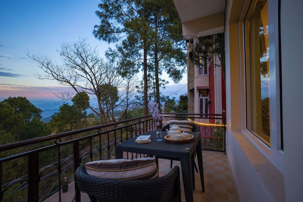 Alaya Stays Captains Nest 3 BHK Retreat With Garden & Scenic Views Luxury Room, Balcony, Hill View 28
