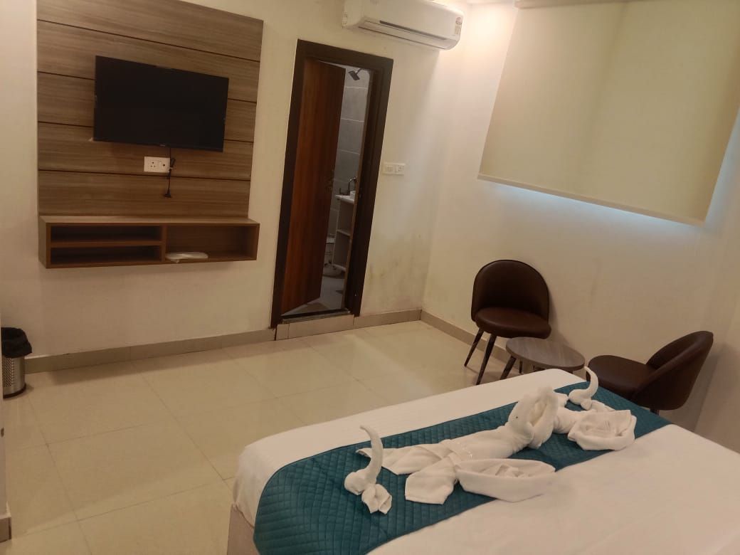 Deluxe City View Room