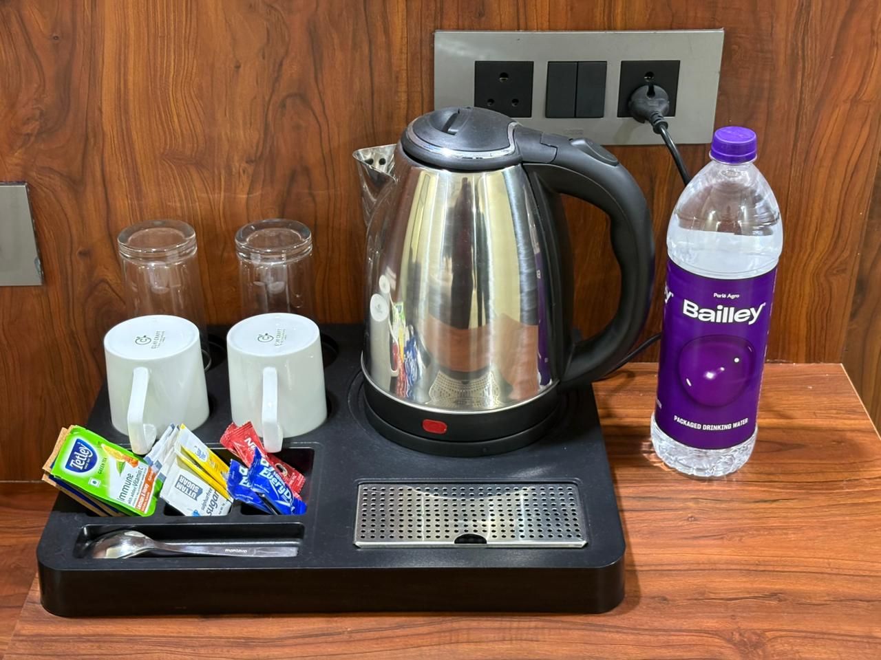 Hotel Diamond Crest PREMIUM ROOM TWIN 5