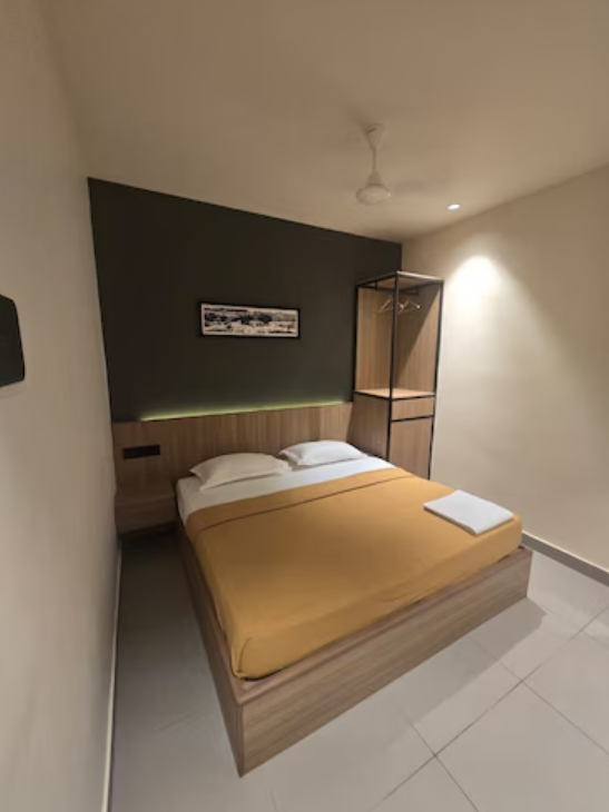 Koona Residency Deluxe Room AC 3