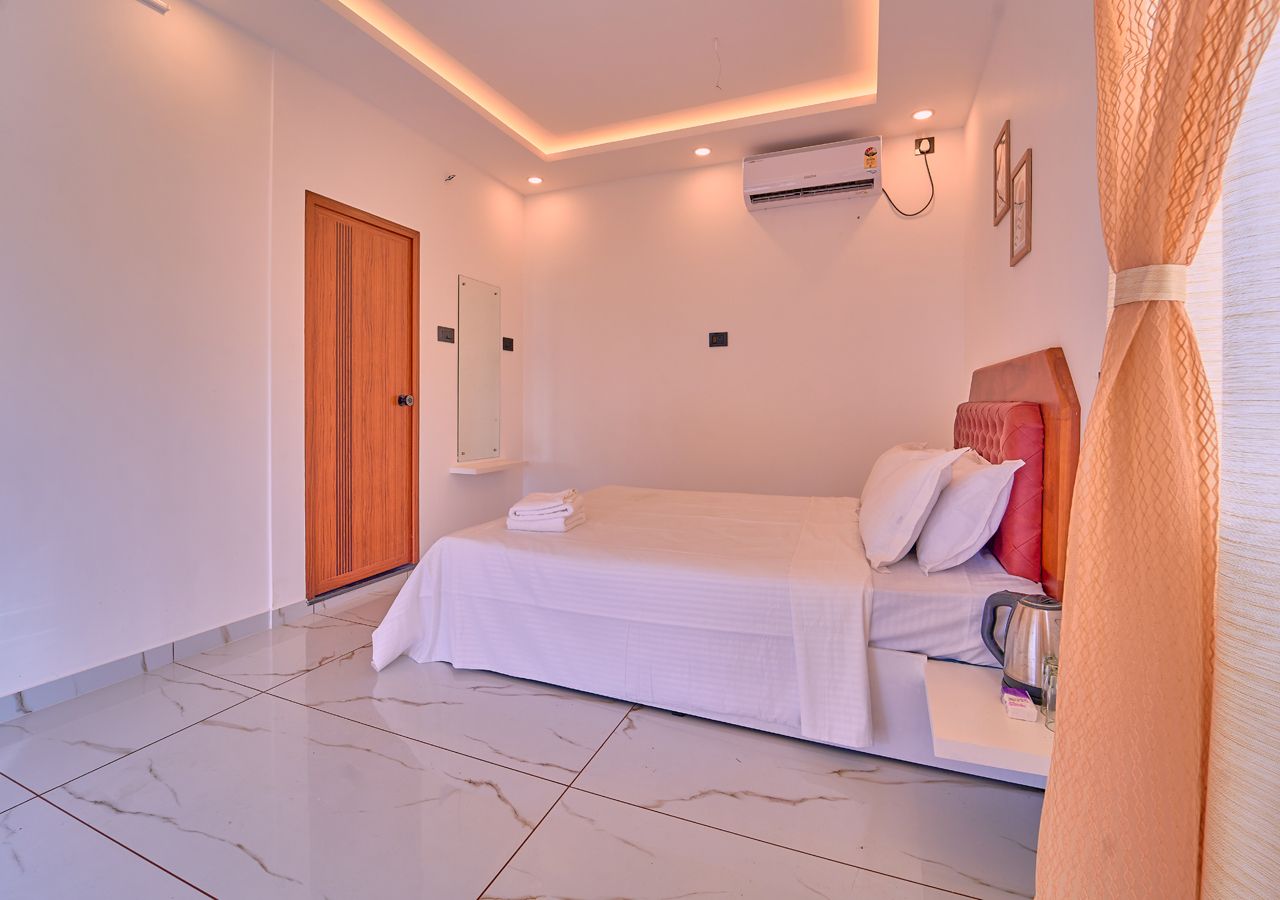 Celestiah Lakeshore Kochi by VOYE HOMES Deluxe ac room 17