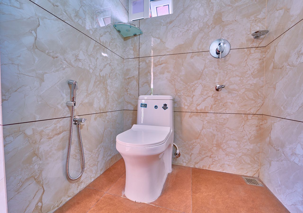 Celestiah Lakeshore Kochi by VOYE HOMES Deluxe ac room 28