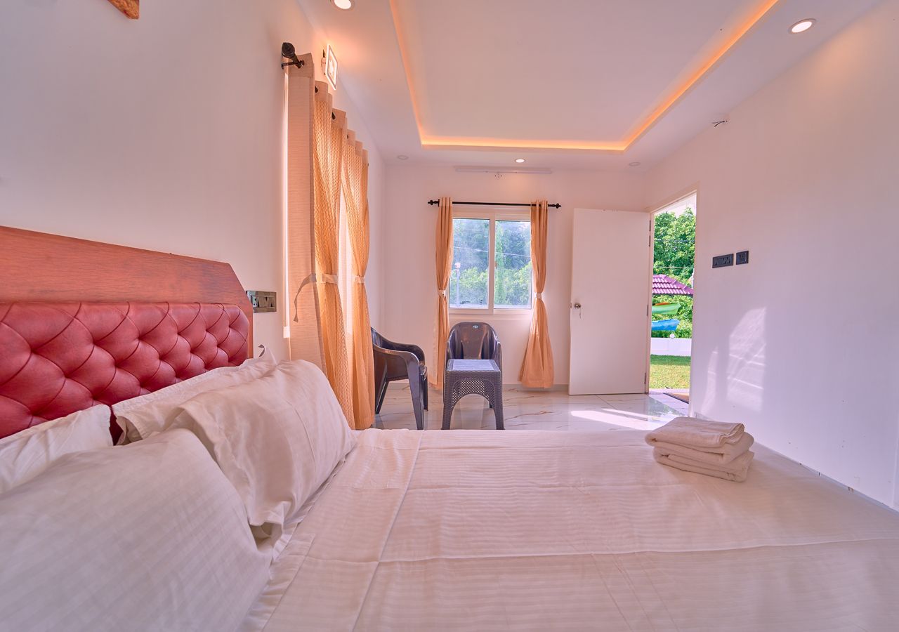 Celestiah Lakeshore Kochi by VOYE HOMES Deluxe ac room 16