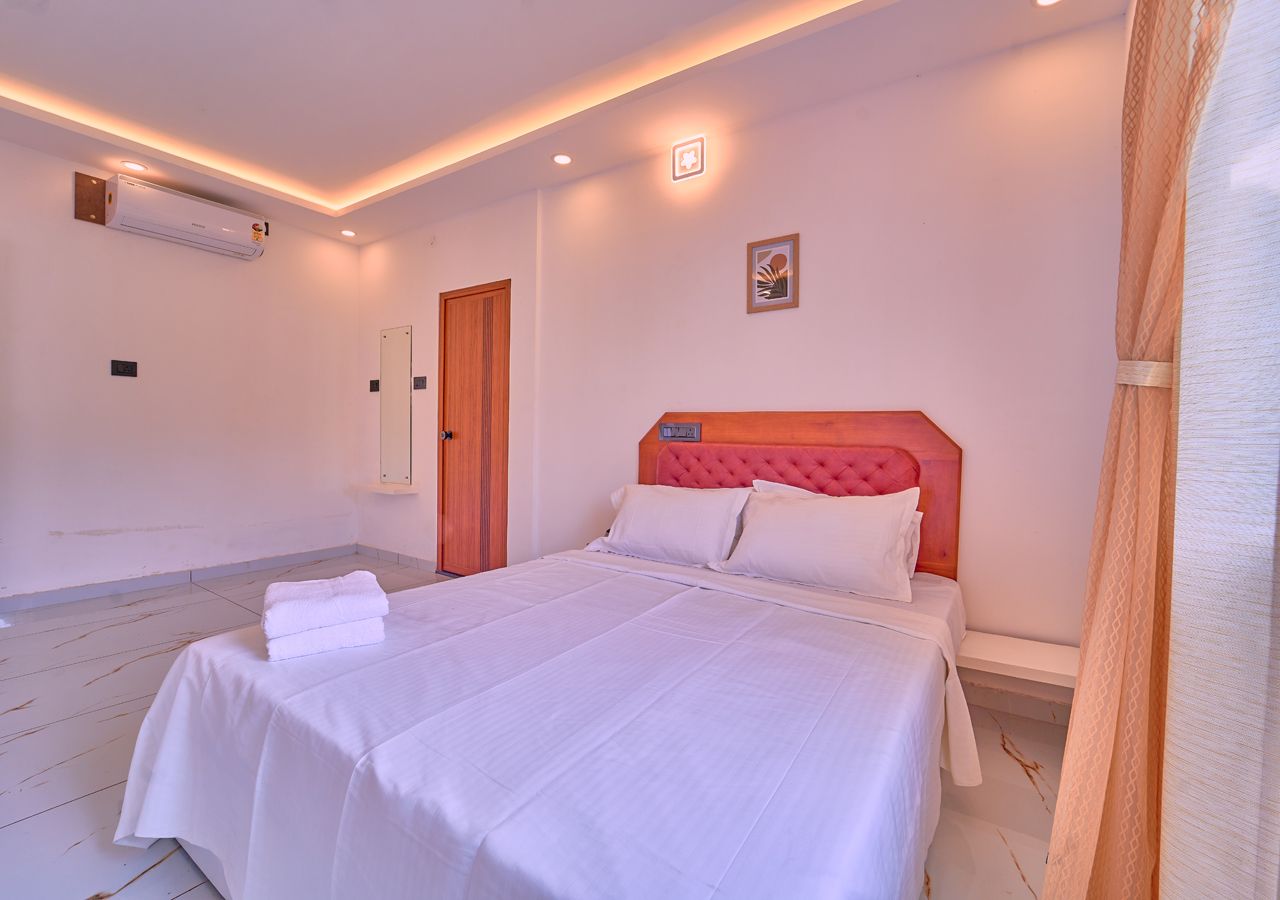 Celestiah Lakeshore Kochi by VOYE HOMES Deluxe ac room 13