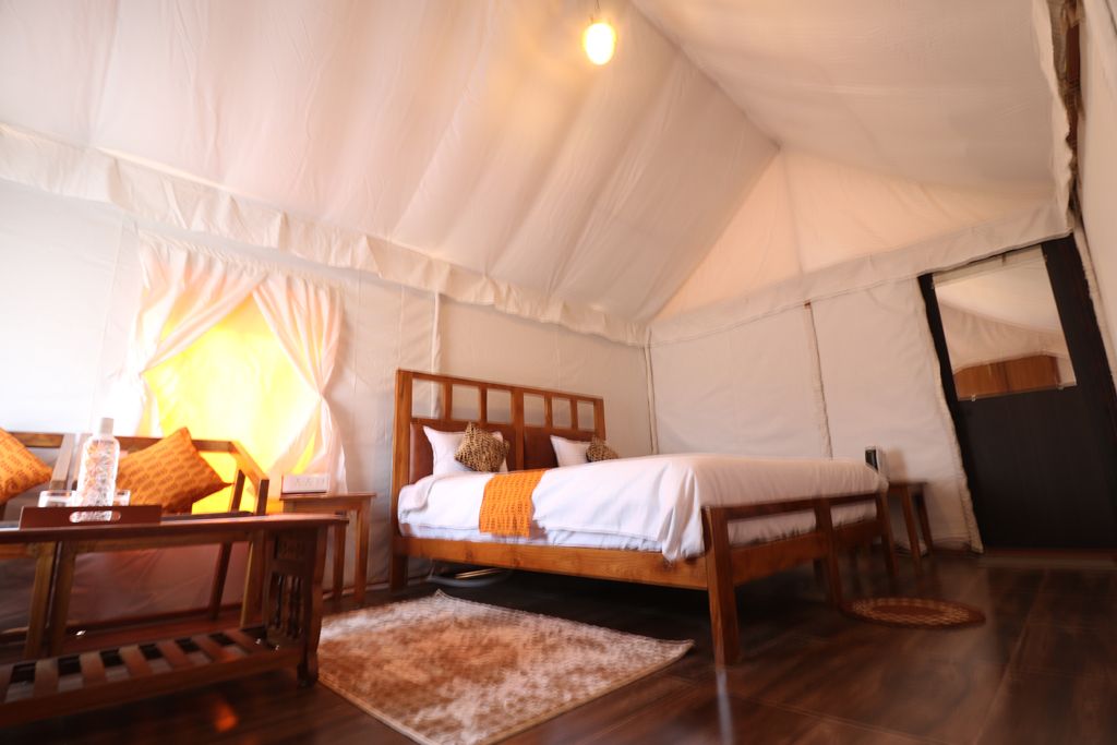 Maharaja Ken Resort, Panna Deluxe Cottage Room 5