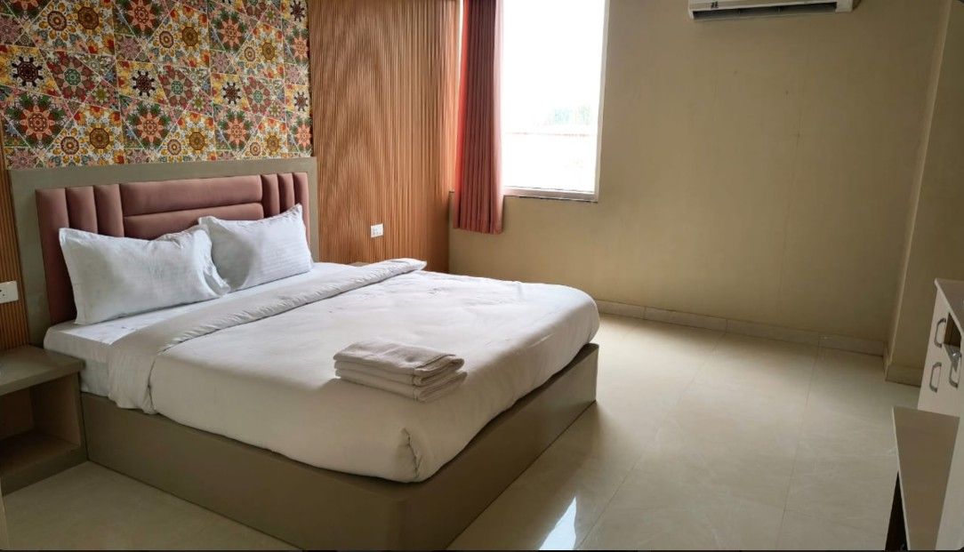 Skyline Mussoorie Balcony Room