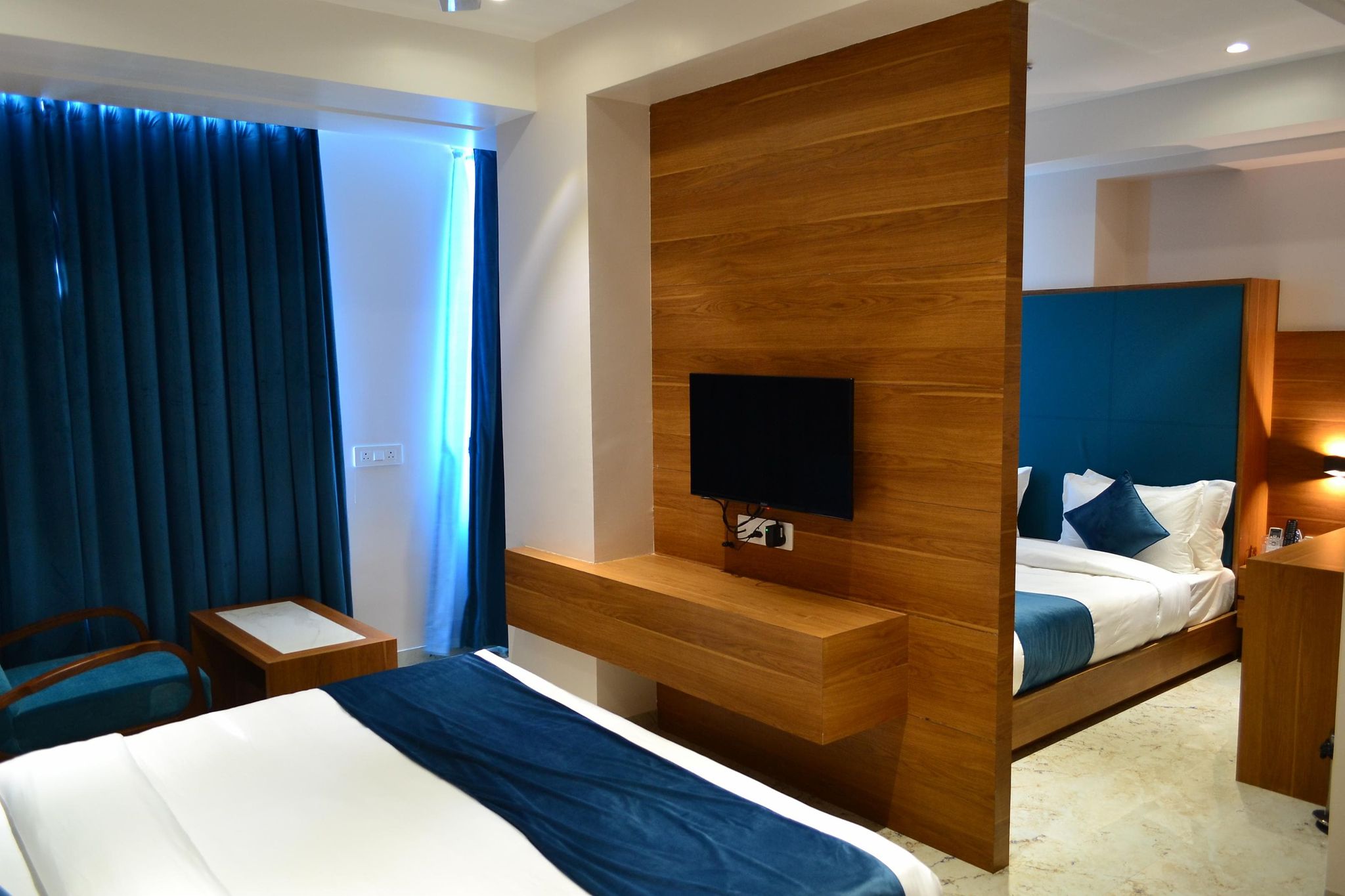 Suite Room