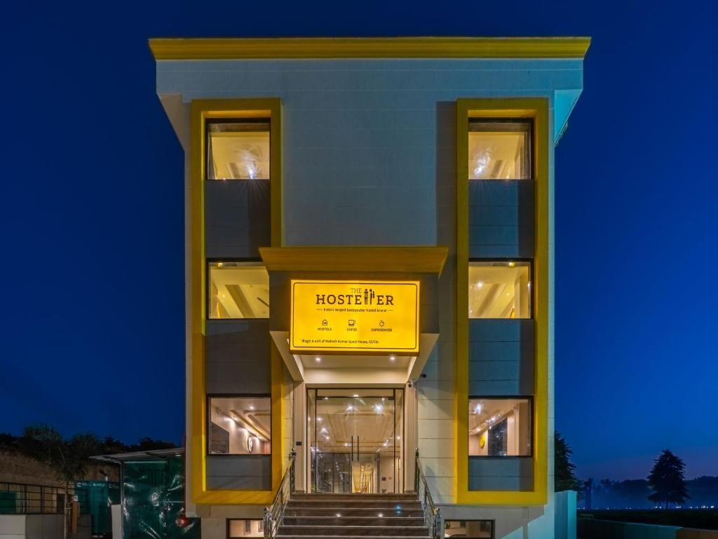 The Hosteller Agra, Tajganj