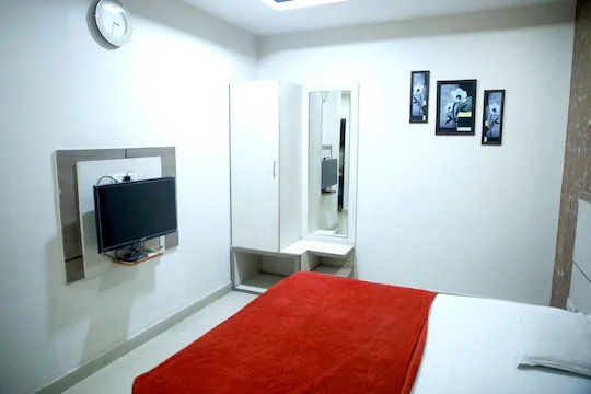 Hotel Trimurty Inn Superior NON AC 3