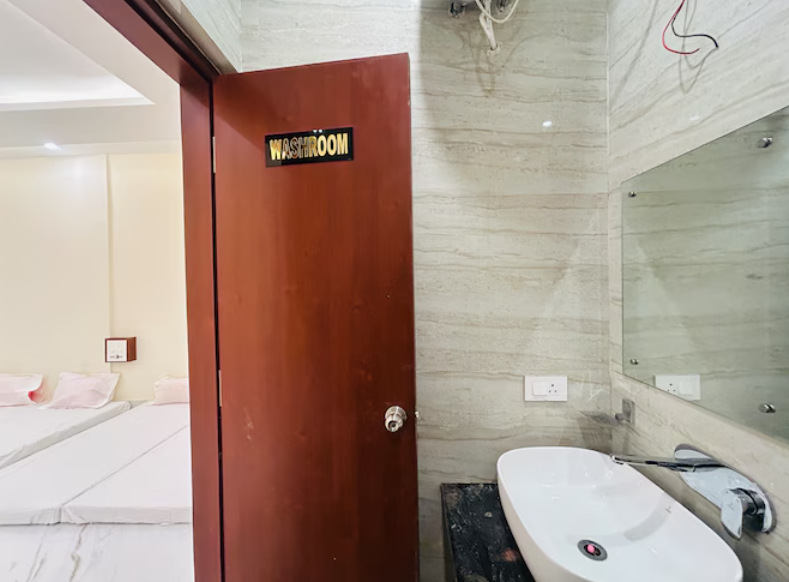 NON AC DORMITORY ROOM WITH MATTRESS