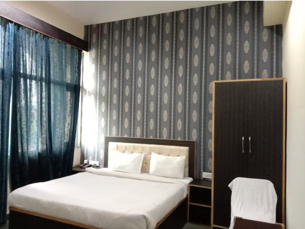 The Amsons Resort Deluxe Room 3