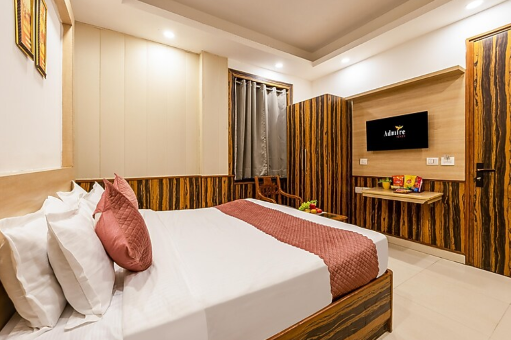 Hotel Admire Inn Sec-44 By ASPL Deluxe Room 5