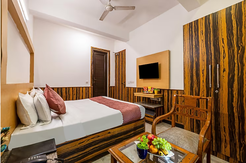 Hotel Admire Inn Sec-44 By ASPL Deluxe Room 4