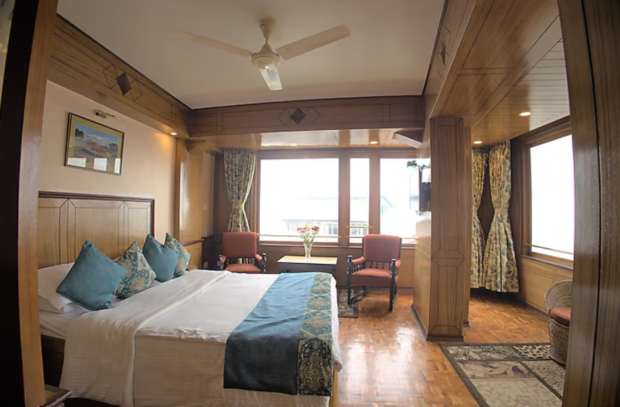 Super Deluxe Room (Hill View)