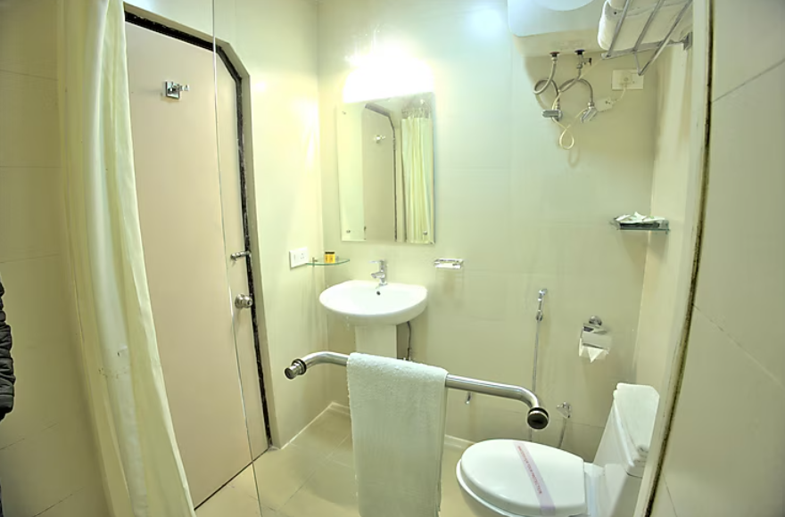 Super Deluxe Room (Hill View)