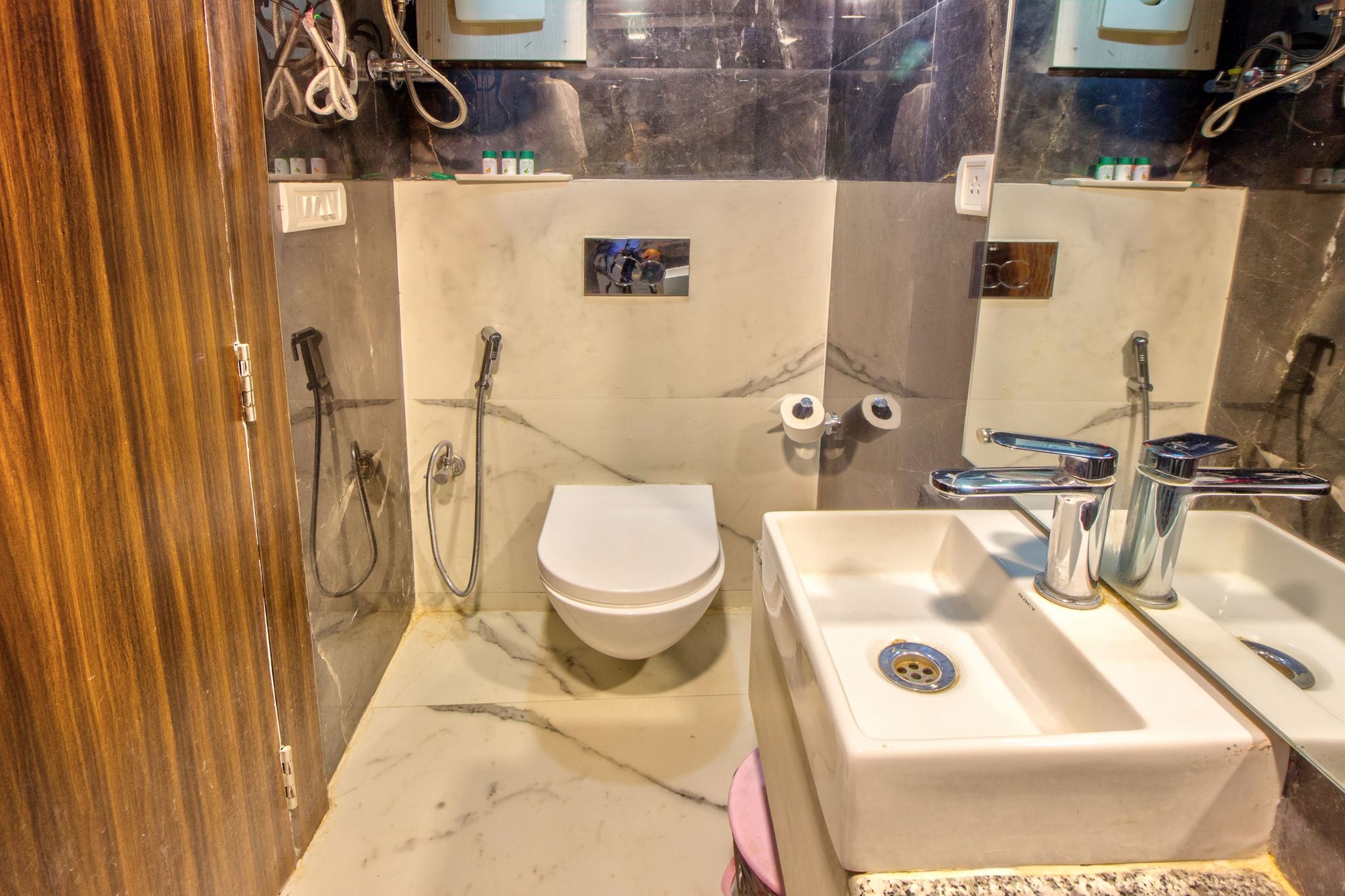 Sanveera Hotels and Resorts