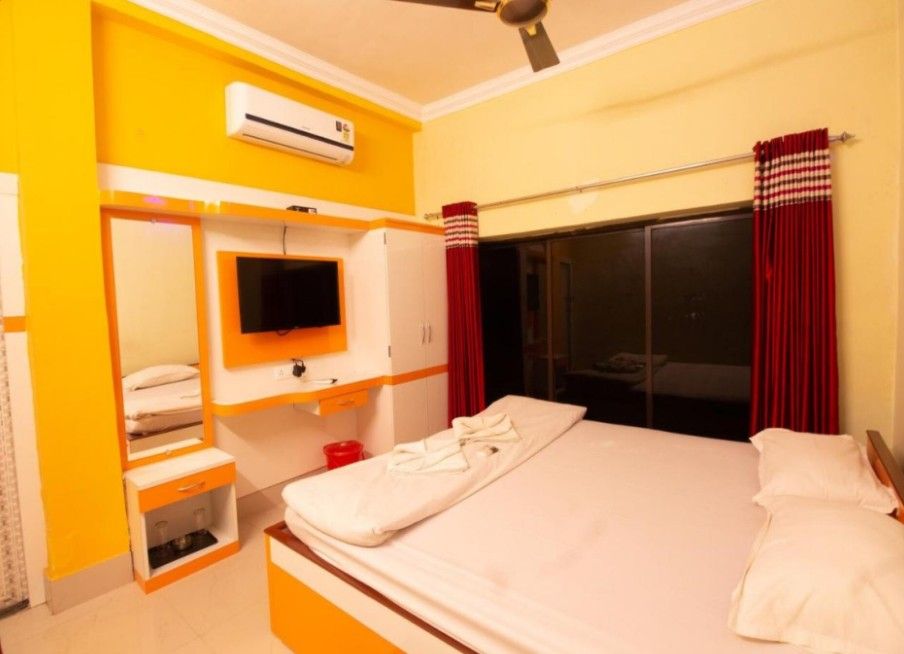 Deluxe AC Room