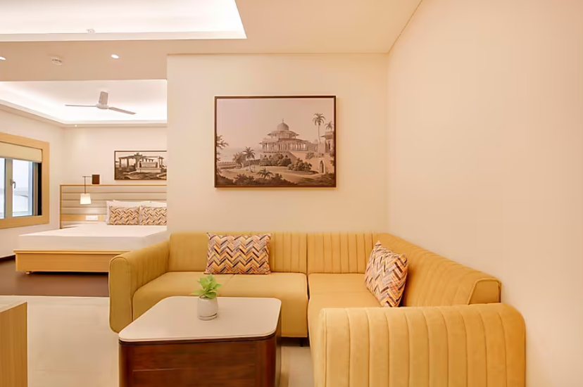 Lemon Tree Suites, Gurugram Deluxe Double Room 2